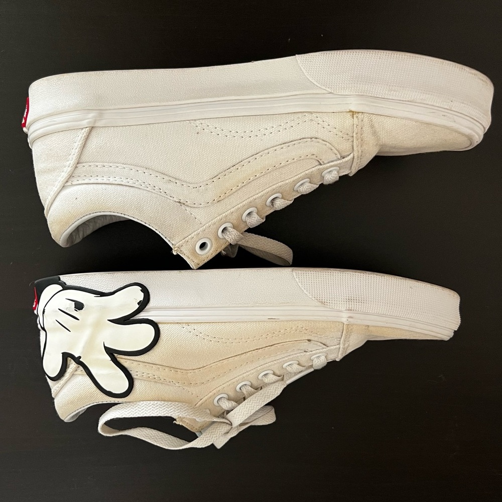 Disney Mickey Mouse Glove White Vans